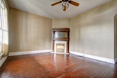 1301 Highland Ave