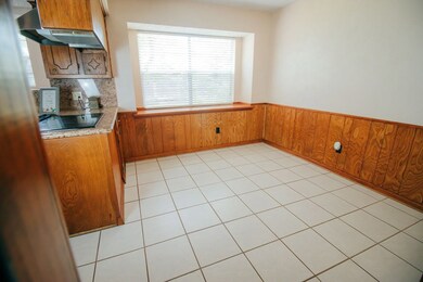 2809 El Camino St, Bay City, TX 77414 - photo 5