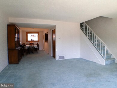 2824 Tolbut St, Philadelphia, PA 19136 - photo 5