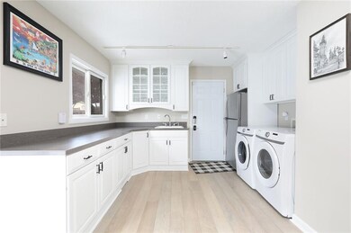 3310 Southern Hills Dr, Des Moines, IA 50321 - photo 7