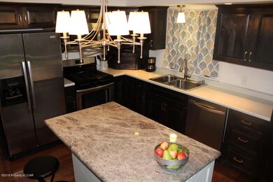 21 Walden Dr, Mountain Top, PA 18707 - photo 5