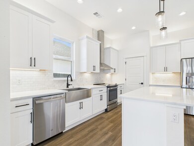 704 Cirrus Ln, Fredericksburg, TX 78624 - photo 6