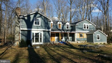 8545 Horseshoe Ln, Potomac, MD 20854 - photo 2