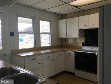 167 Carroll Ave, Keyser, WV 26726 - photo 6