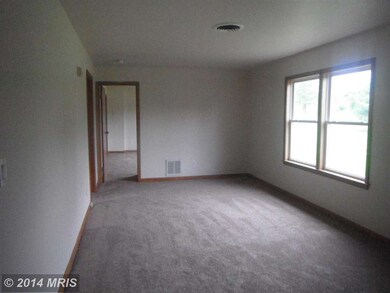 239 Warrior Dr, Bunker Hill, WV 25413 - photo 4