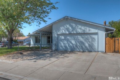 916 Glen Molly Dr, Sparks, NV 89434 - photo 2