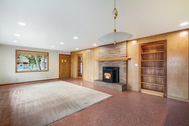 538 NE Irving Ave, Bend, OR 97701 - photo 5