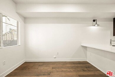 LA River House unit 104, Los Angeles, CA 90039 - photo 5