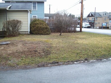 506 Avenue E, Stroudsburg, PA 18360 - photo 4