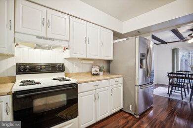 7919 Casa Grande Place unit B, Alexandria, VA 22309 - photo 6