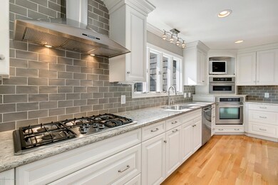 100 Curtis Point Dr-print-007-2R5A9291-3