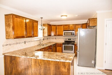 4012 S Narcissus Ave, Broken Arrow, OK 74011 - photo 6