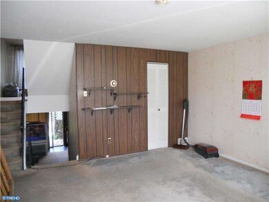 834 Andover Rd, Lansdale, PA 19446 - photo 2