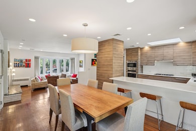 12 Manning Rd, Glen Cove, NY 11542 - photo 4