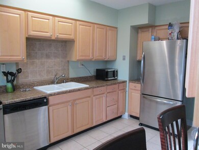 1208 Van Buren Dr, Fort Washington, MD 20744 - photo 4