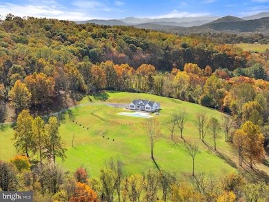 4050 Carrington Rd, Delaplane, VA 20144 - photo 2