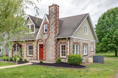 608 S Brittain St, Shelbyville, TN 37160 - photo 2