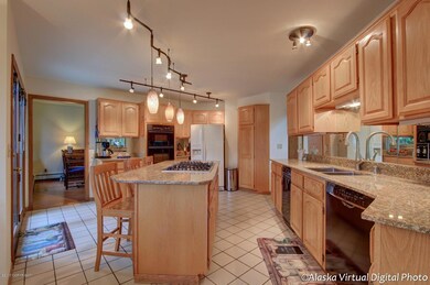 Roomy Kitchen with Snack Bar