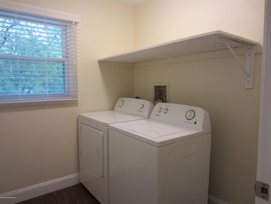 22 Lasatta Ave unit 2-A, Englishtown, NJ 07726 - photo 6