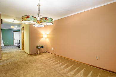 26 Edgehill Cir, Monroe, CT 06468 - photo 7