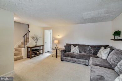 7224 Procopio Cir, Columbia, MD 21046 - photo 3