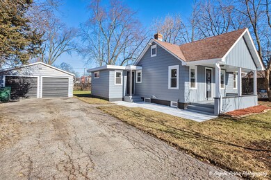 3350 W Crescent Ave, Waukegan, IL 60085 - photo 2