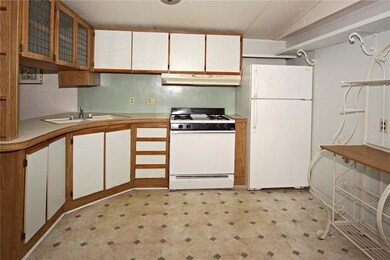 105 E Madison St, Atlanta, IN 46031 - photo 6