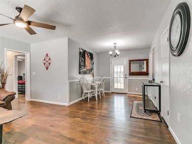 1102 N Pesotum Ave, Shawnee, OK 74801 - photo 5