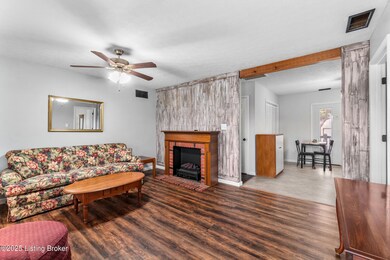 571 Birchwood Cir, Shelbyville, KY 40065 - photo 5