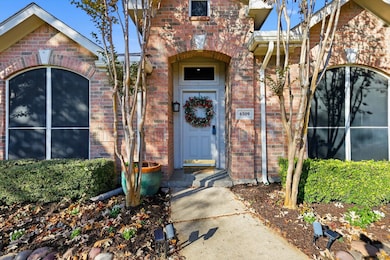 6509 Maple Dr, the Colony, TX 75056 - photo 3