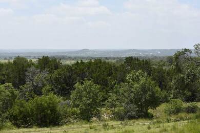 137 Soaring Eagles Dr unit 7, Fredericksburg, TX 78624 - photo 4