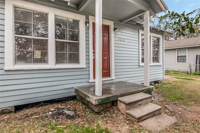 7214 W Knoll St, Houston, TX 77028 - photo 3