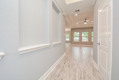7402 Howton St, Houston, TX 77028 - photo 3