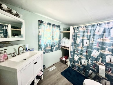 21 S Round St, New Castle, PA 16101 - photo 6