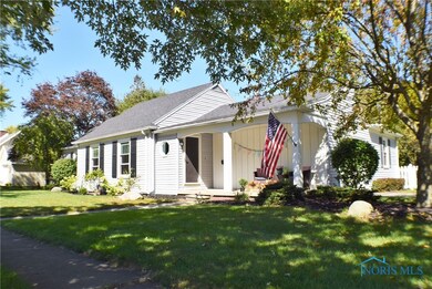 524 W College Ave, Woodville, OH 43469 - photo 2