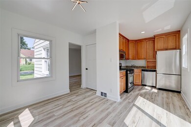 1709 59th St, Des Moines, IA 50322 - photo 7