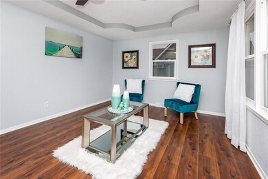 916 E 22nd Ct, Des Moines, IA 50317 - photo 5