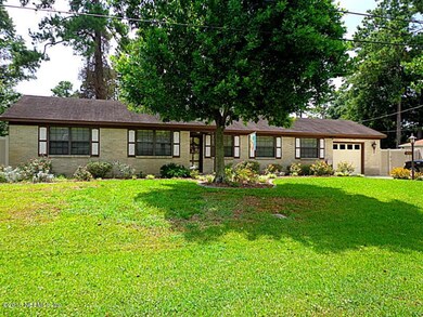 1836 Cedar River Dr, Jacksonville, FL 32210 - photo 3