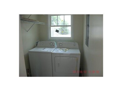 609 Brewer St, Whiteland, IN 46184 - photo 6