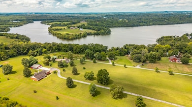 117 E Robertson Rd, Castalian Springs, TN 37031 - photo 3