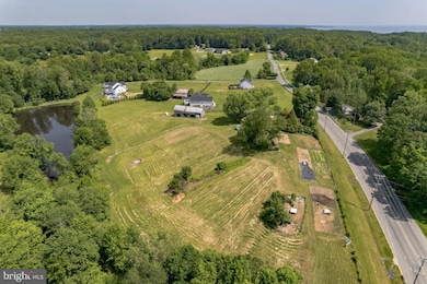 9642 Boyds Turn Rd, Owings, MD 20736 - photo 4