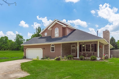 b_-_4545_Woodland_Rd_-_002