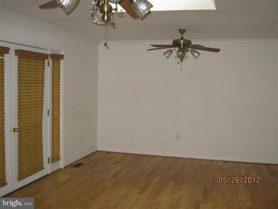 8200 Beechwood Ln, Clinton, MD 20735 - photo 5