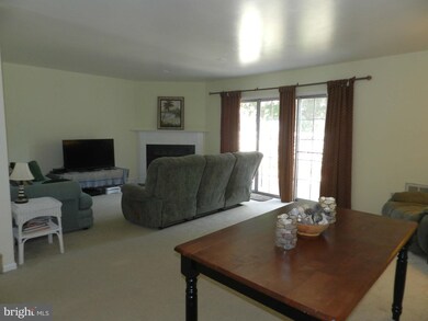 1667 Langley Dr, Hagerstown, MD 21740 - photo 4