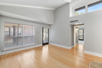 5928 Sandhurst Ln unit 227, Dallas, TX 75206 - photo 6