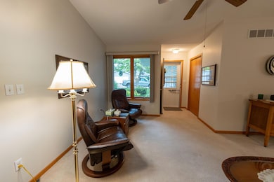 2842 19th Ave NW, Rochester, MN 55901 - photo 4