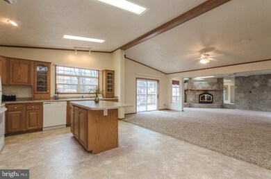 496 Wild Apple Ln, Paw Paw, WV 25434 - photo 7