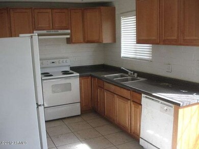 6565 n 19th ave kitchen