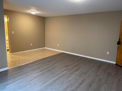 45 Vera Drive, Apt 4 3