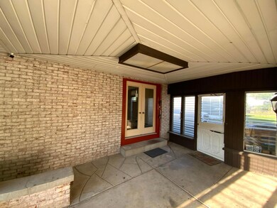 1291 Evaline Dr, Columbus, OH 43224 - photo 5